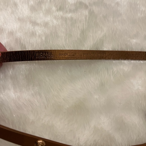 Michael Kors Pull Chain Belt Bag - Picture 5 of 6